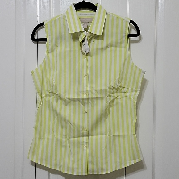 Banana Republic Tops - Sleeveless Button Down Shirt Petite